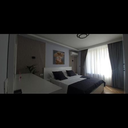 Abla'S Sweet Home Тирана Экстерьер фото